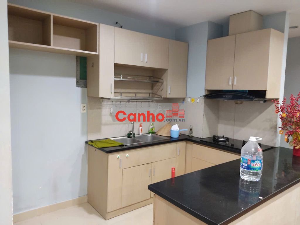 Bán căn hộ Sân vườn lớn thích hợp nuôi chym, BBQ ngoài trời