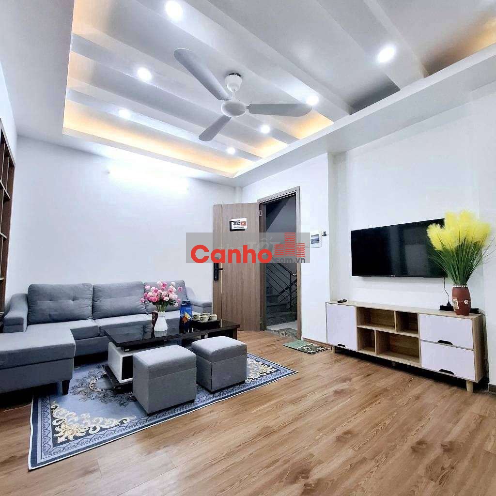 Bán căn cc hòang ngân Dt : 55m giá 2.39 tỷ