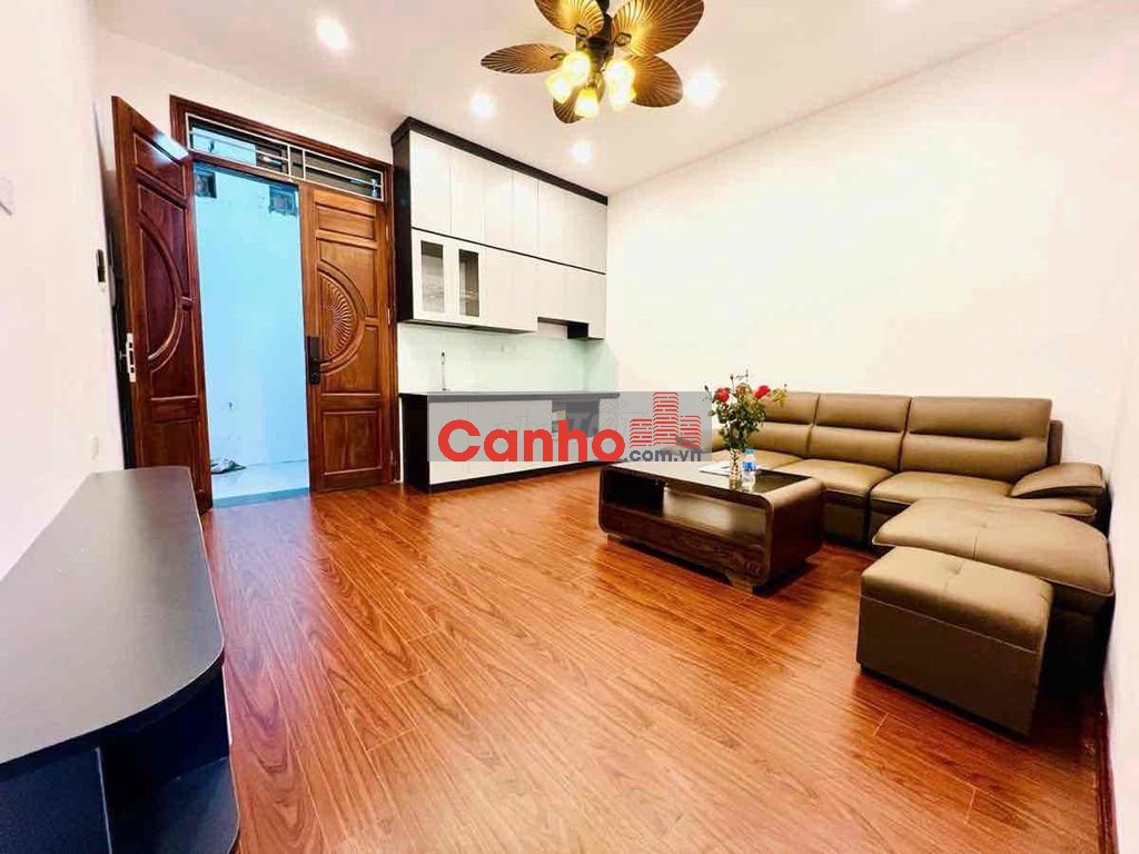 VIP! Nhà TT Ngã Tư Sở 65m, T3,2N+2VS khép kín riêng biệt 3,55 tỷ