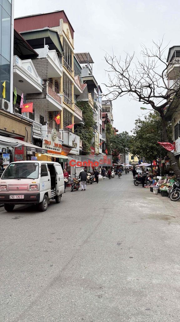 Bán căn hô khu Quân đội - tầng 1,2 Nguyễn Sơn