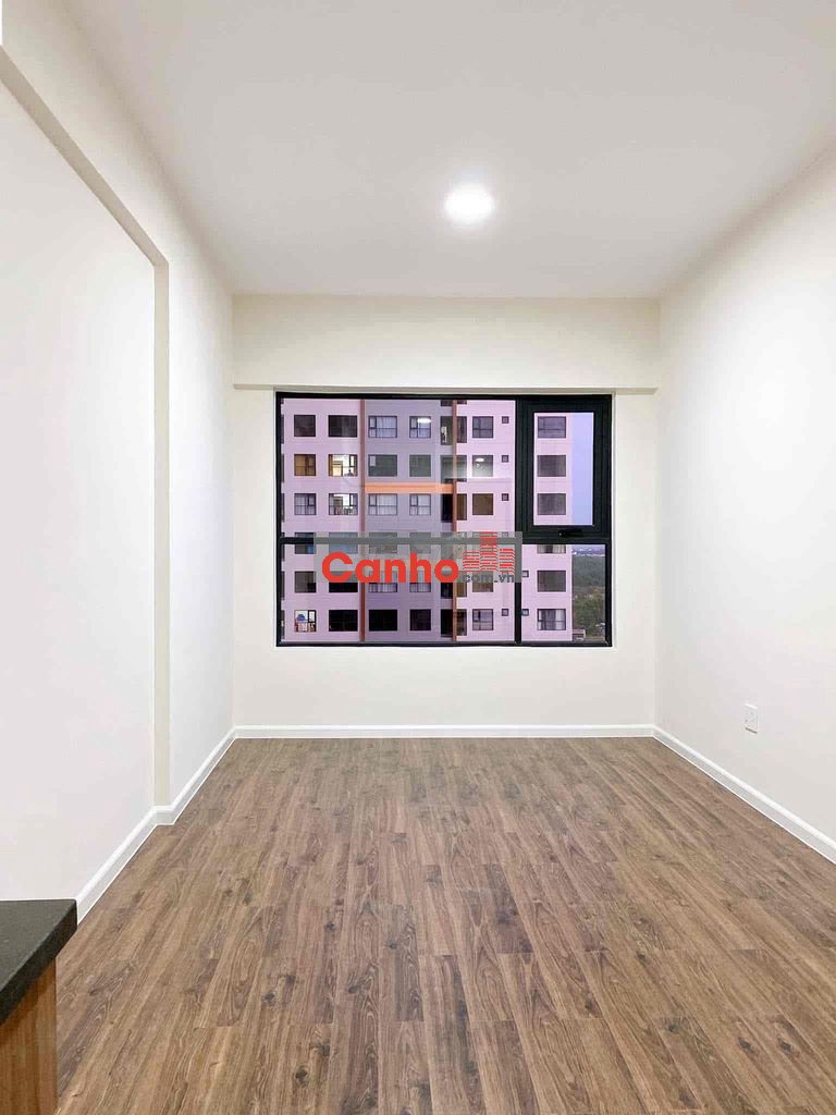 Bán căn hộ 2PN 1WC, hướng Đông -view hồ bơi, sân vườn