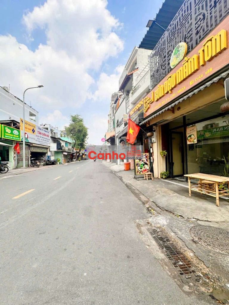 Chính chủ bán nhà cmt8