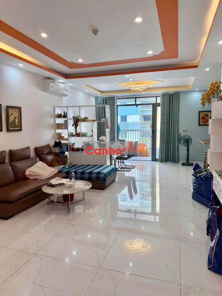 🍒Bán căn hộ 3pn* Shr fullNT*Ban công rộng* Dt 124m2- Giá 5.5 tỷ