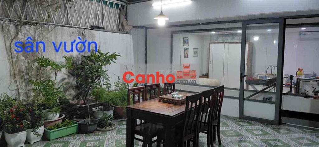 Căn hộ Penhouse 140m có sân thượng riêng