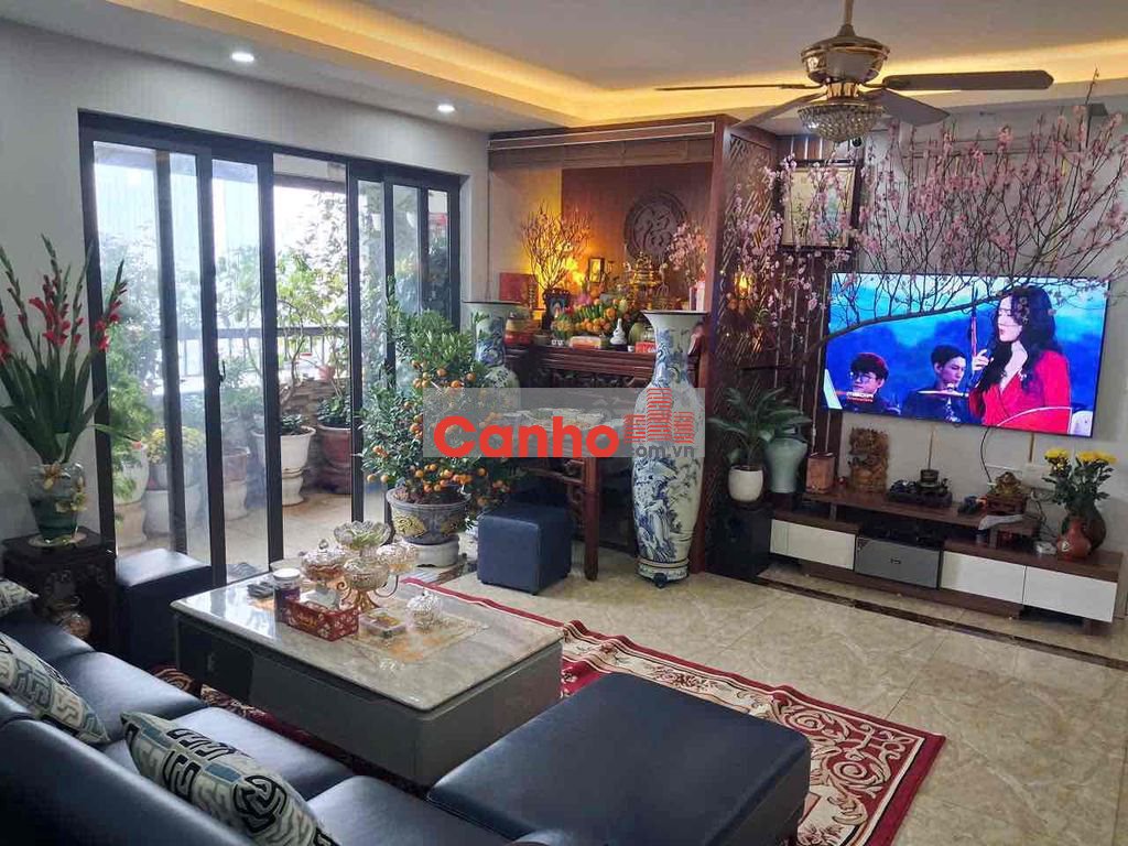 BÁN SIÊU PHẨM HOA HẬU LÔ GÓC TẠI 131 TRẦN PHÚ