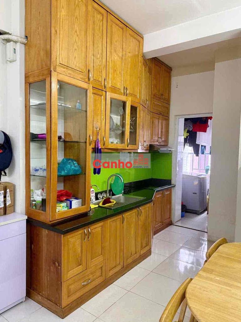 Cô em gái đi nước ngoài muốn bán căn chung cư đầy đủ nội thất