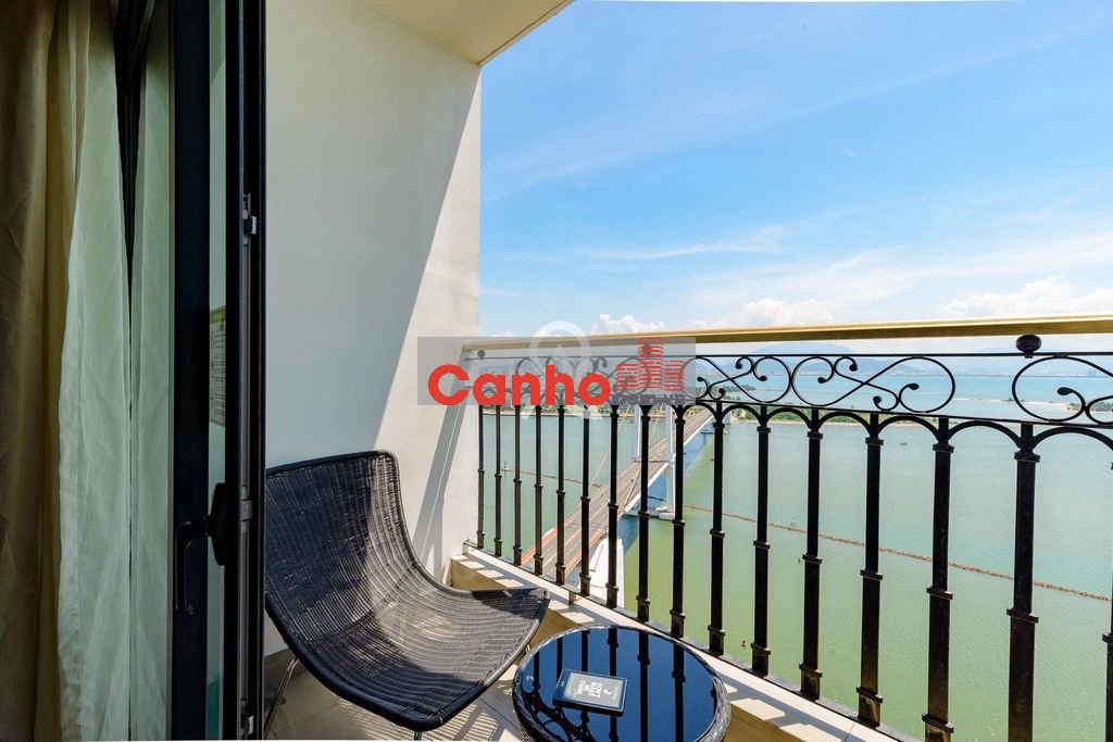 Bán gấp căn hộ Goldenbay, 1pn , nội thất 5* , dòng tiền 7 -10tr