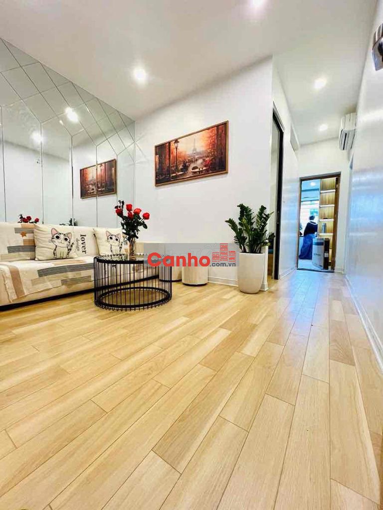 bán nhà TT Thái Thịnh, lô góc ,80m,nhà đẹp ,2 thoáng, ở ngaysổ đỏ