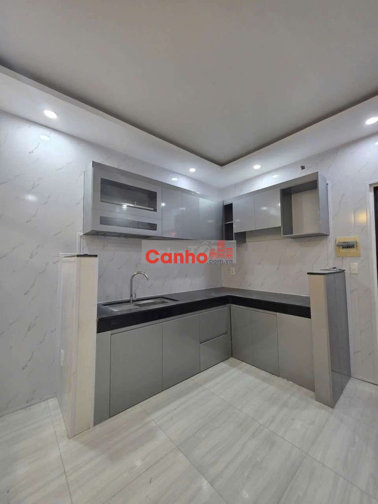 Bán căn chung cư Bluehouse