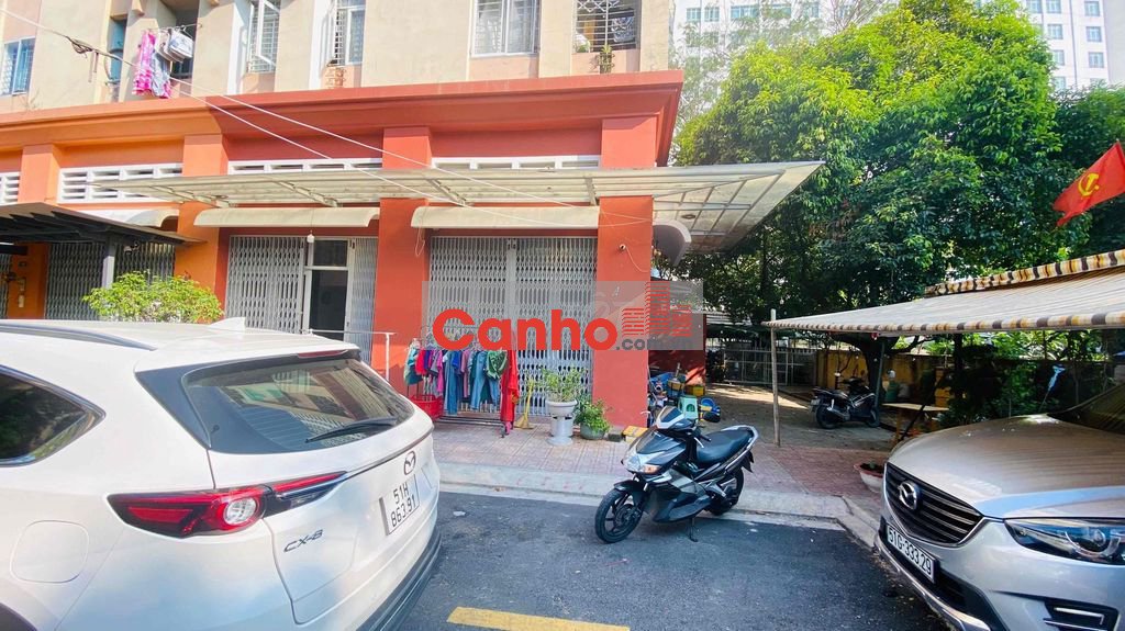 Bán CHCC ngay TTHC Q.8 căn góc 8m x 8m, DTSD: 115m2, 3PN, 2WC -SHR