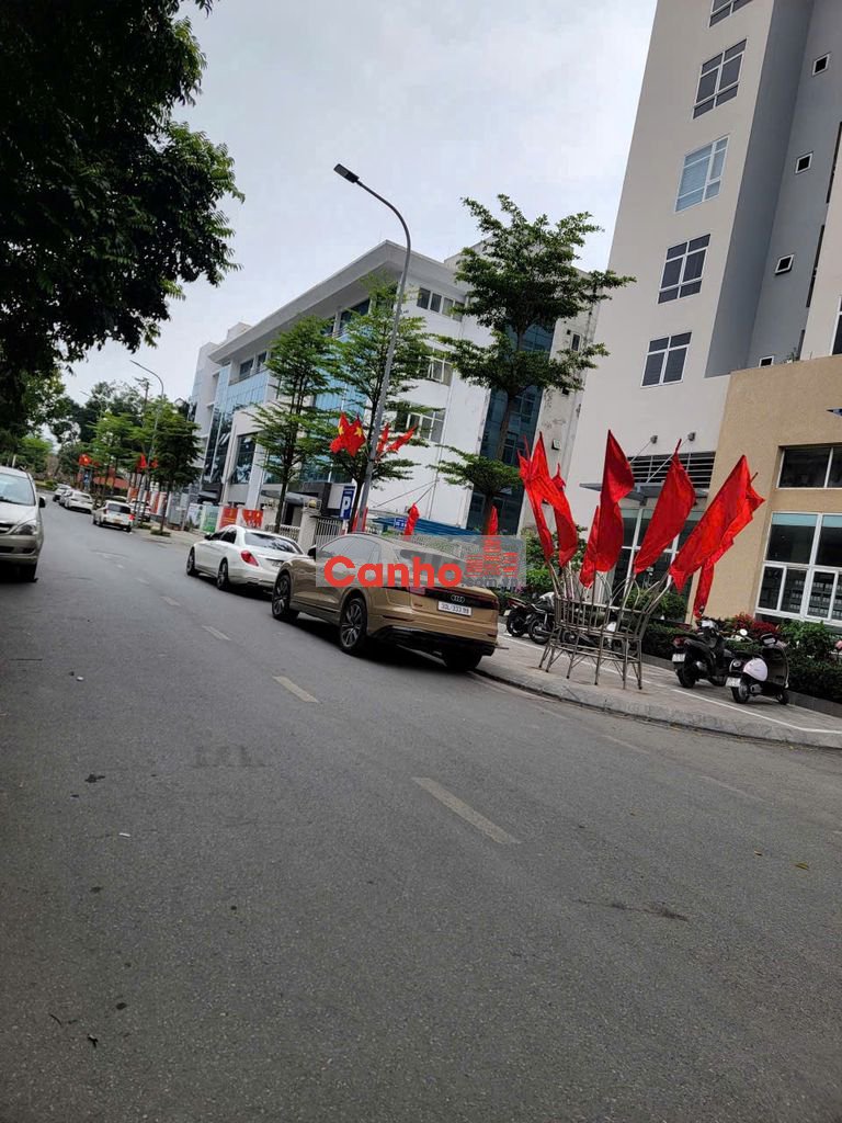 🏡 LẠC LONG QUÂN – VỊ TRÍ ĐẮC ĐỊA HIẾM CÓ – CĂN GÓC - Ô TÔ TRÁNH