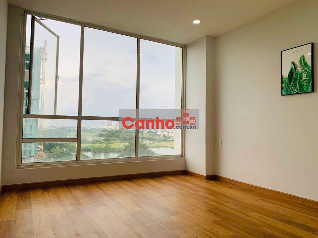 Tôi bán cao ốc Ngô Gia Tự, 63m2, SSH - trung tâm Quận 10