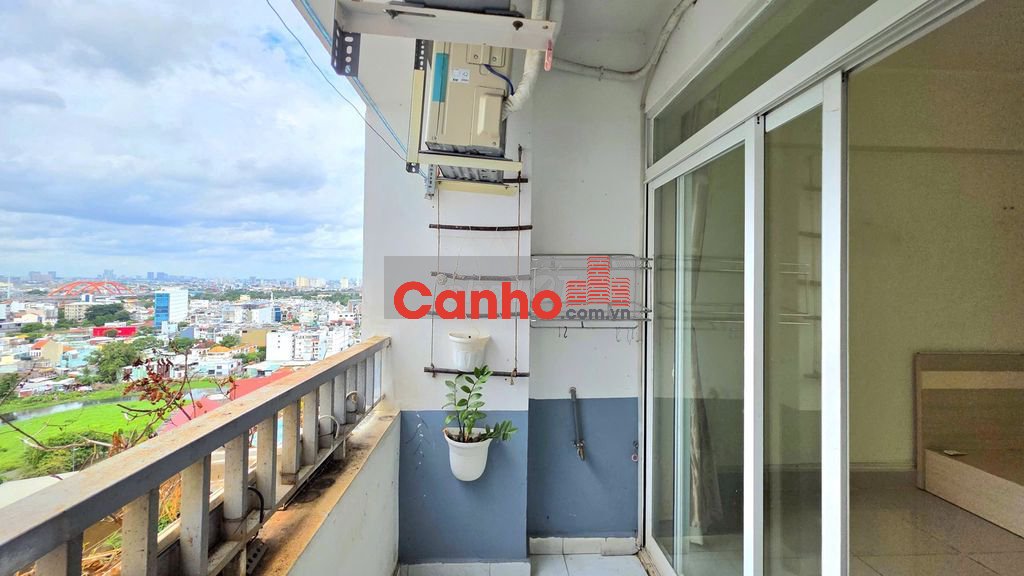 Bán chung cư 1050 Chu Văn An, căn góc 60m2 2pn 1wc tầng cao