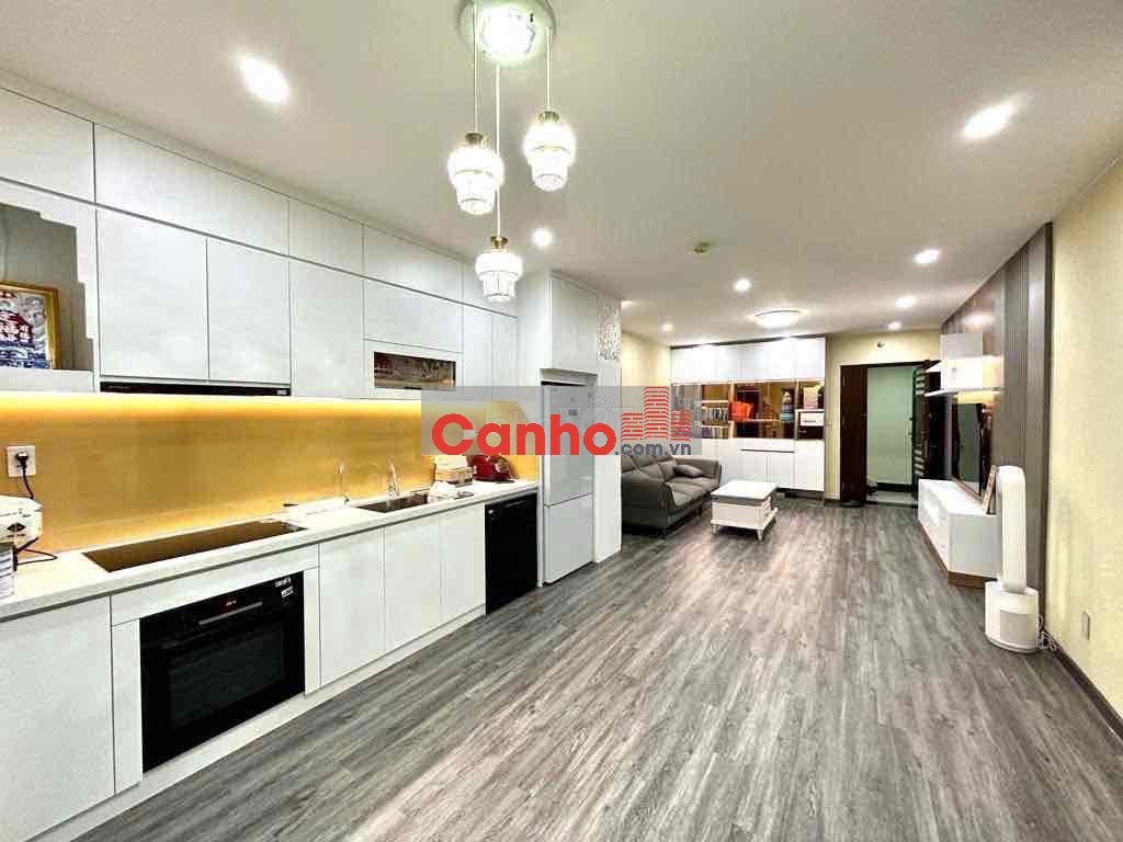 PHOENIX CẦN BÁN ĐỂ LẠI ĐẦY ĐỦ NỘI THẤT 3ty4