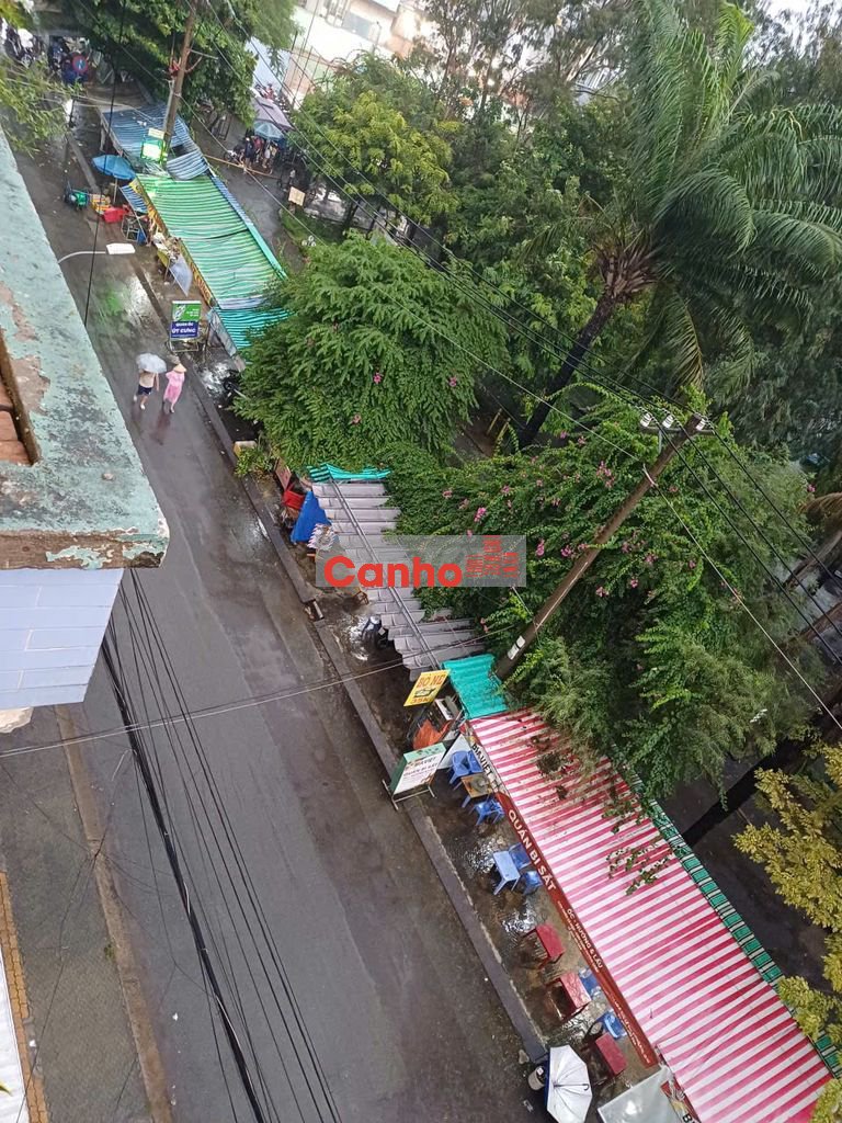 Căn góc chung cư Lê Thị Riêng(60m2 2pn, thang máy)