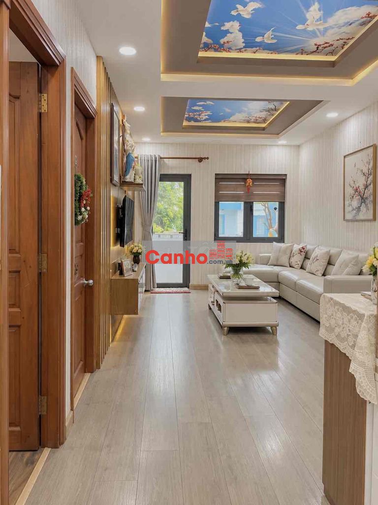 căn 72m2- sát bên Luỹ Bán Bích