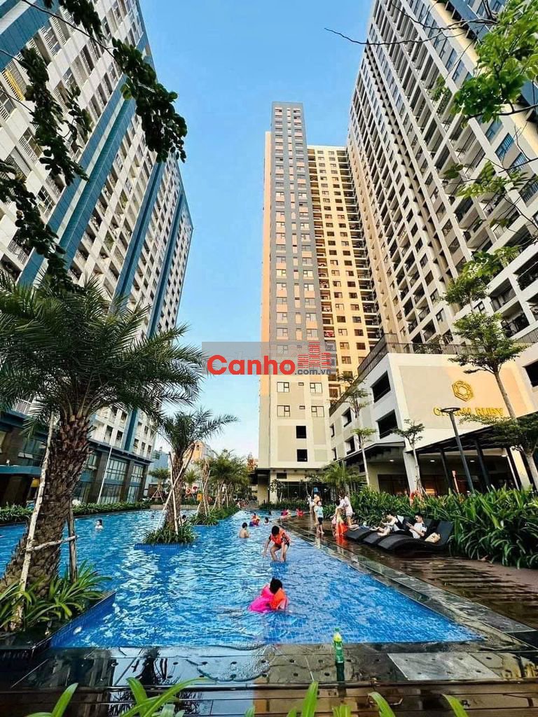 Hàng ngợp Charm city Vincom 550 , Dĩ An giá sập sàn