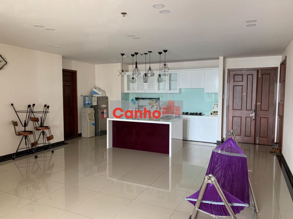 Cần bán căn hộ Giai Việt -150m2 3PN sổ hồng riêng.Giá: 5 tỷ 9