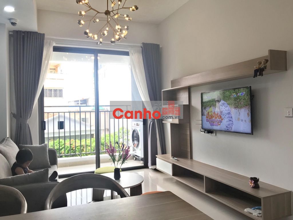Bán căn hộ chung cư 312 Lạc Long Quân, 66m2, 2pn, 3.4 tỷ, có sổ