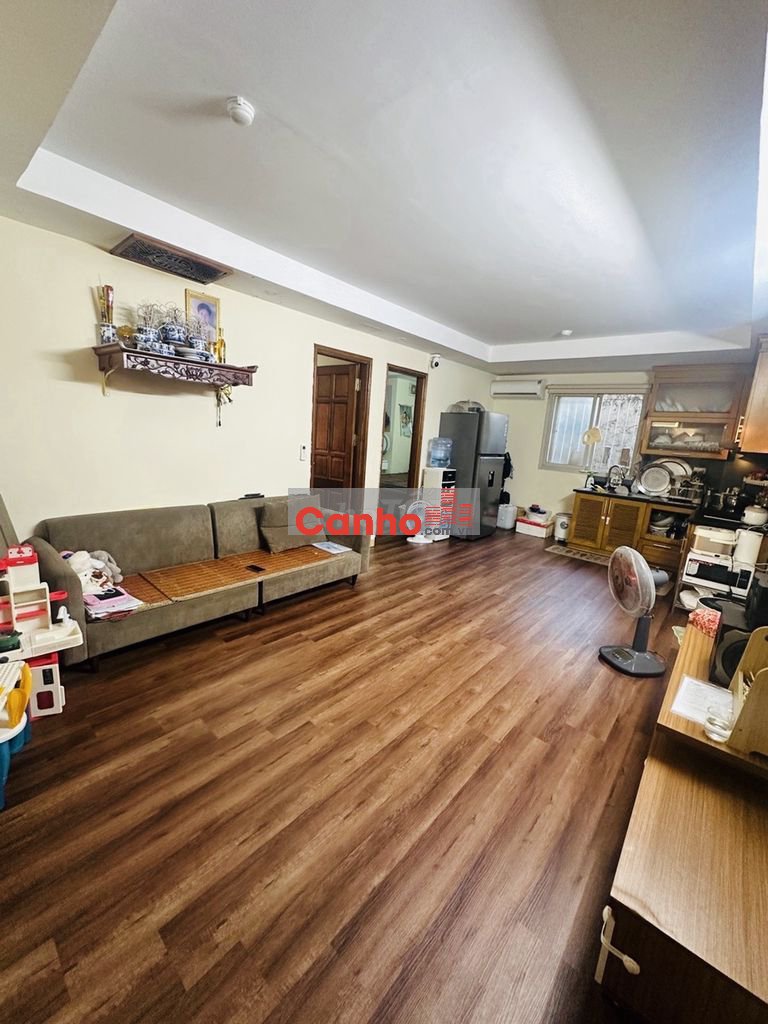 Bán căn hộ chung cư Bồ Đề, lô góc 2PN, 60m², full nội thất, sát phố
