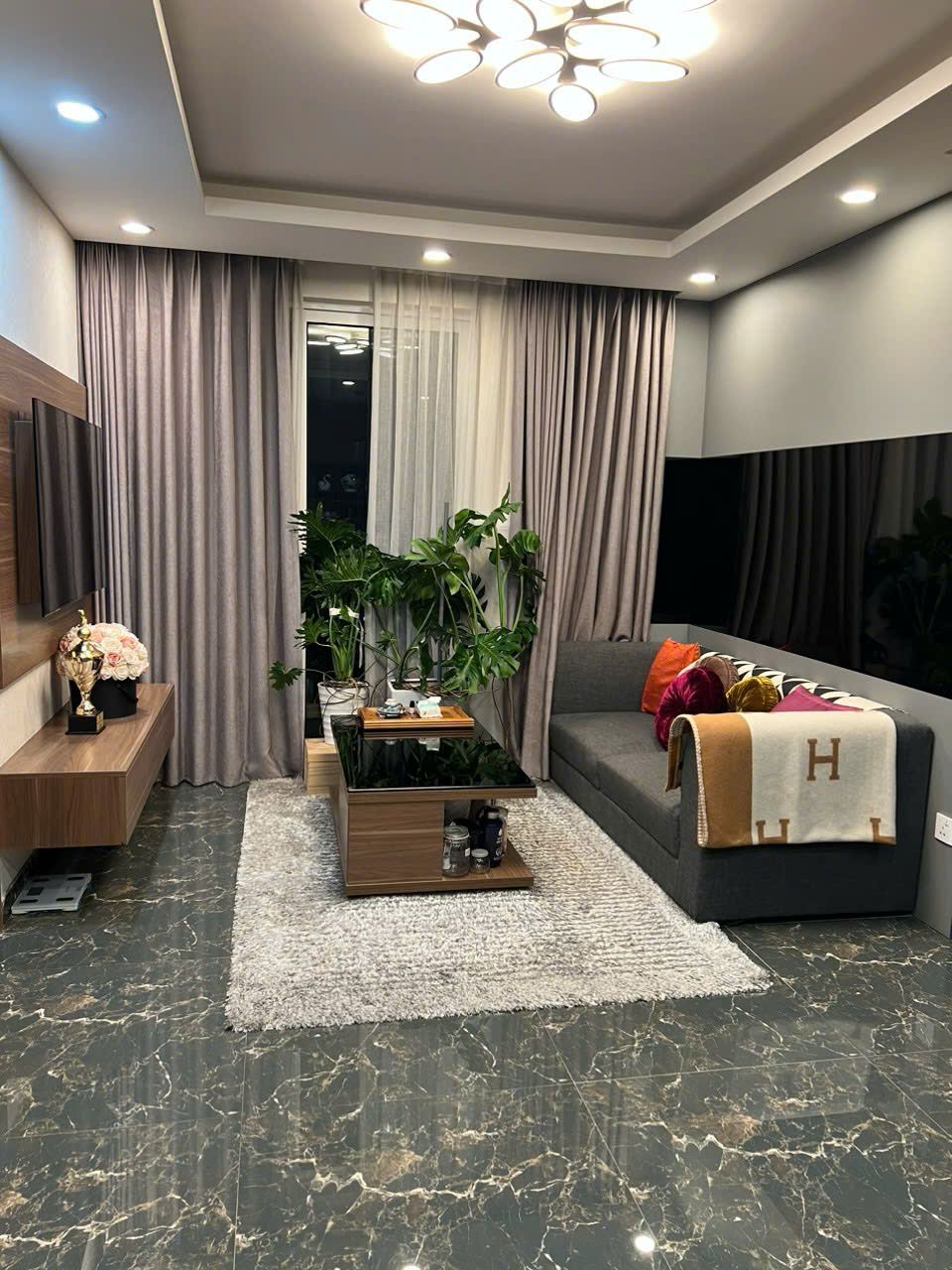 Căn hộ 2 ngủ 71m2 tại SEASONS AVENUE, view thoáng tầng trung - giá bán 6.1 tỷ