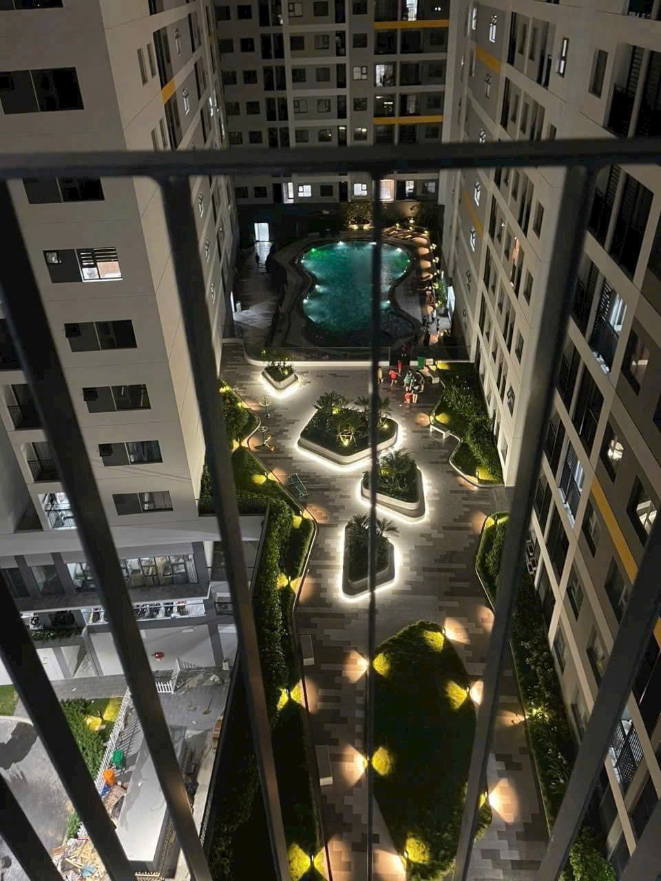 Bán căn hộ 42m2 gần ngay Vsip1, sổ hồng, nhận nhà ngay, căn mới 100%