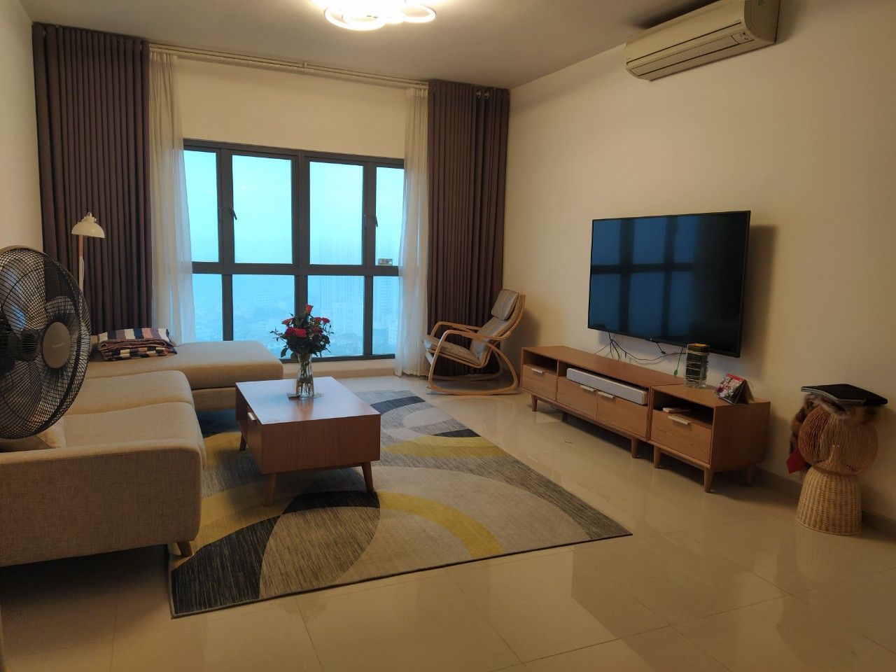 cho thuê chung cư Mullberry lane Mỗ Lao, 130m, 3 phòng ngủ, đầy đủ nội thất
