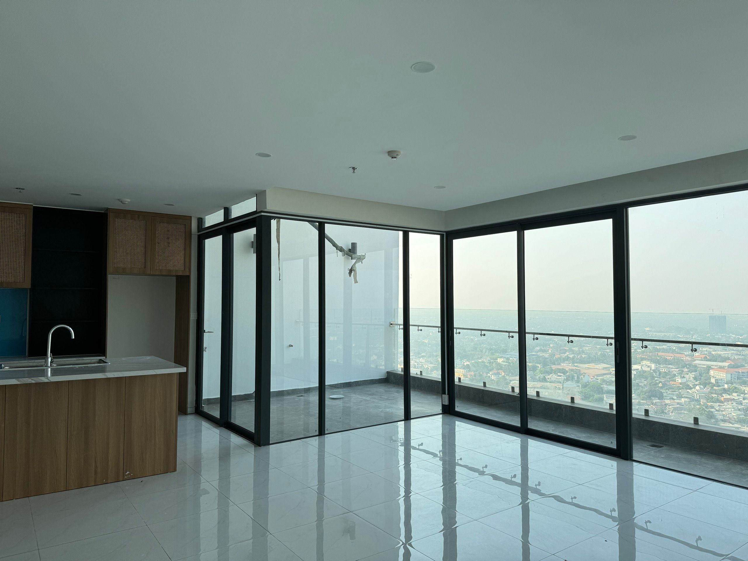 Bán lại căn Penthouse thông tầng 35+36 toà A chung cư SKYVIEW Chánh Nghĩa 150m2