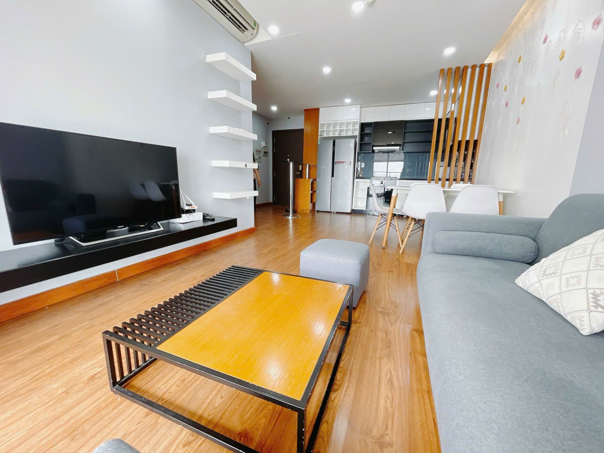 Căn 2PN -2WC- 80m2 full nội thất chung cư Kingston Residence cho thuê giá 20tr/th.LH 0932192028-Mai