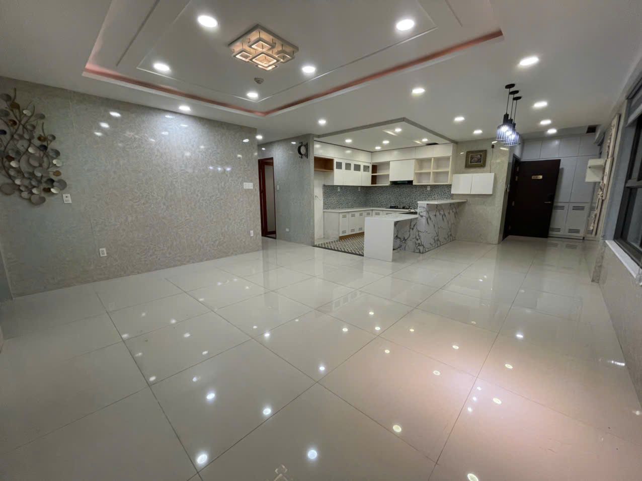 ❤Bán căn hộ Kingston Residence 114m2 tầng cao 3PN=12Tỷ [Giỏ Hàng 2 Căn] Sổ Hồng Tel 0942811343 Tony