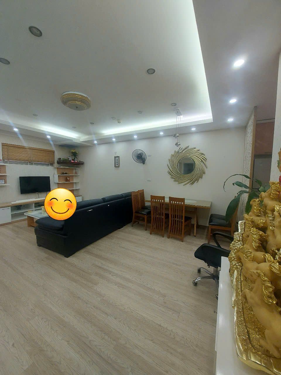 cho thuê chung cư C37 Bắc Hà - Trung Văn. 95m, 3 phòng ngủ, đủ đồ 14 triệu