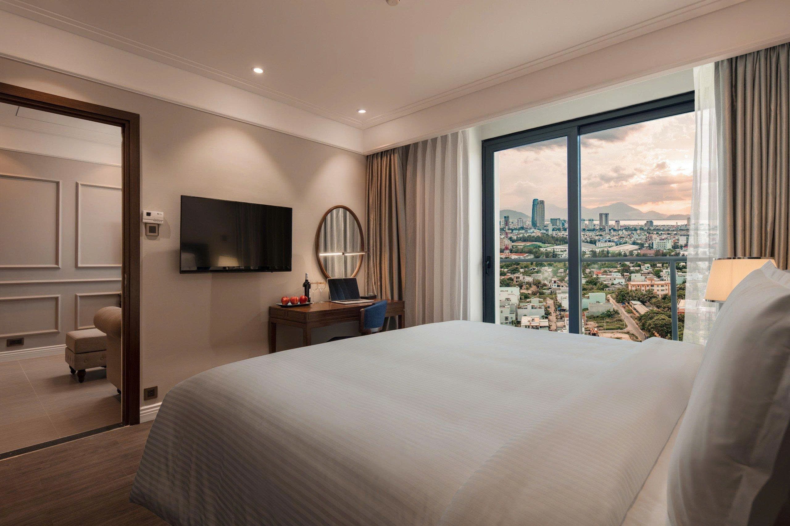 Chủ nhà về nước cần bán lại căn Altara 2PN view biển Mỹ Khê đường Võ Nguyên Giáp - Chính chủ giá tố