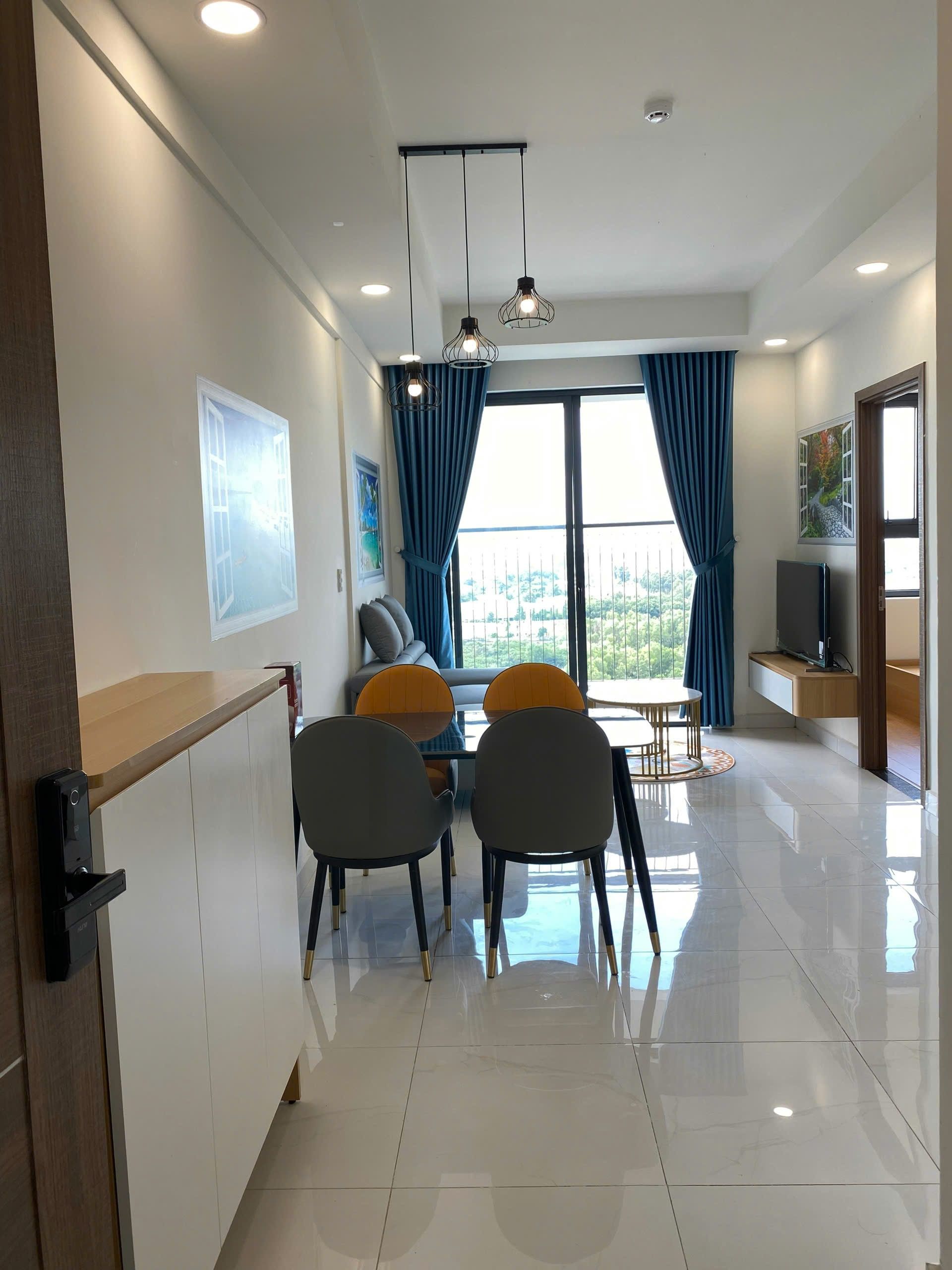 Cho thuê căn hộ 2PN 1WC full nội thất mới 100%, nội thất như hình. LH: 0933142120