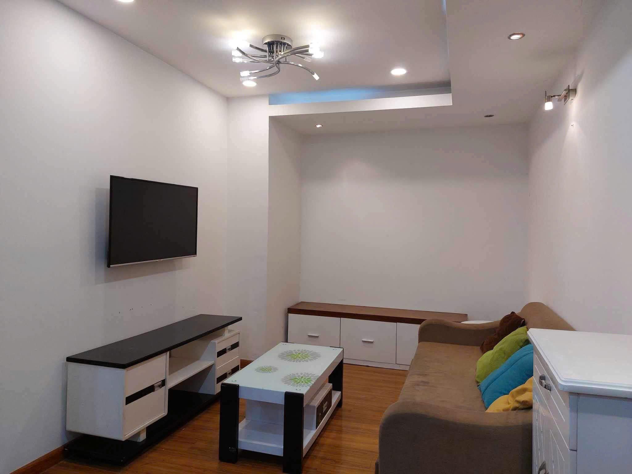 Bán căn hộ 2PN tại chung cư NO-08 Giang Biên, 55,5 triệu/m2, 72m2, view đẹp