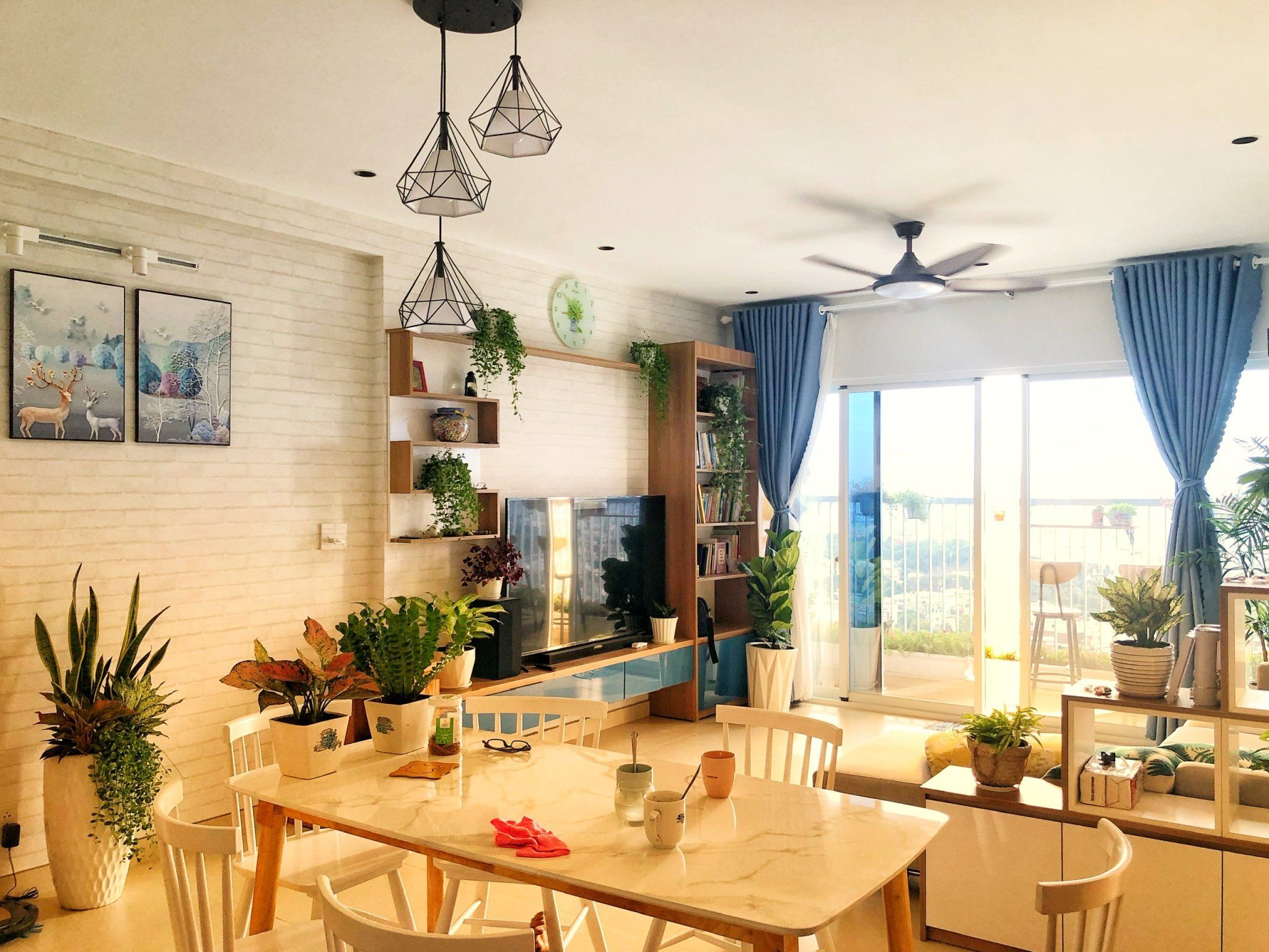 Cho thuê căn hộ 1PN và Studio, 11 tr/th, 42m2 Vinhomes Symphony, có hóa đơn, call/Zalo: 0915 159 ***