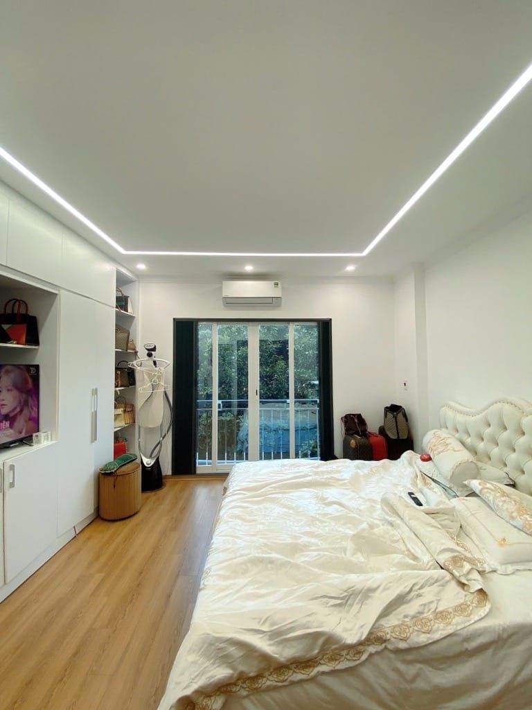 Bán căn hộ chung cư 91m2 tại phố Nguyễn Đức Cảnh - Hoàng Mai
