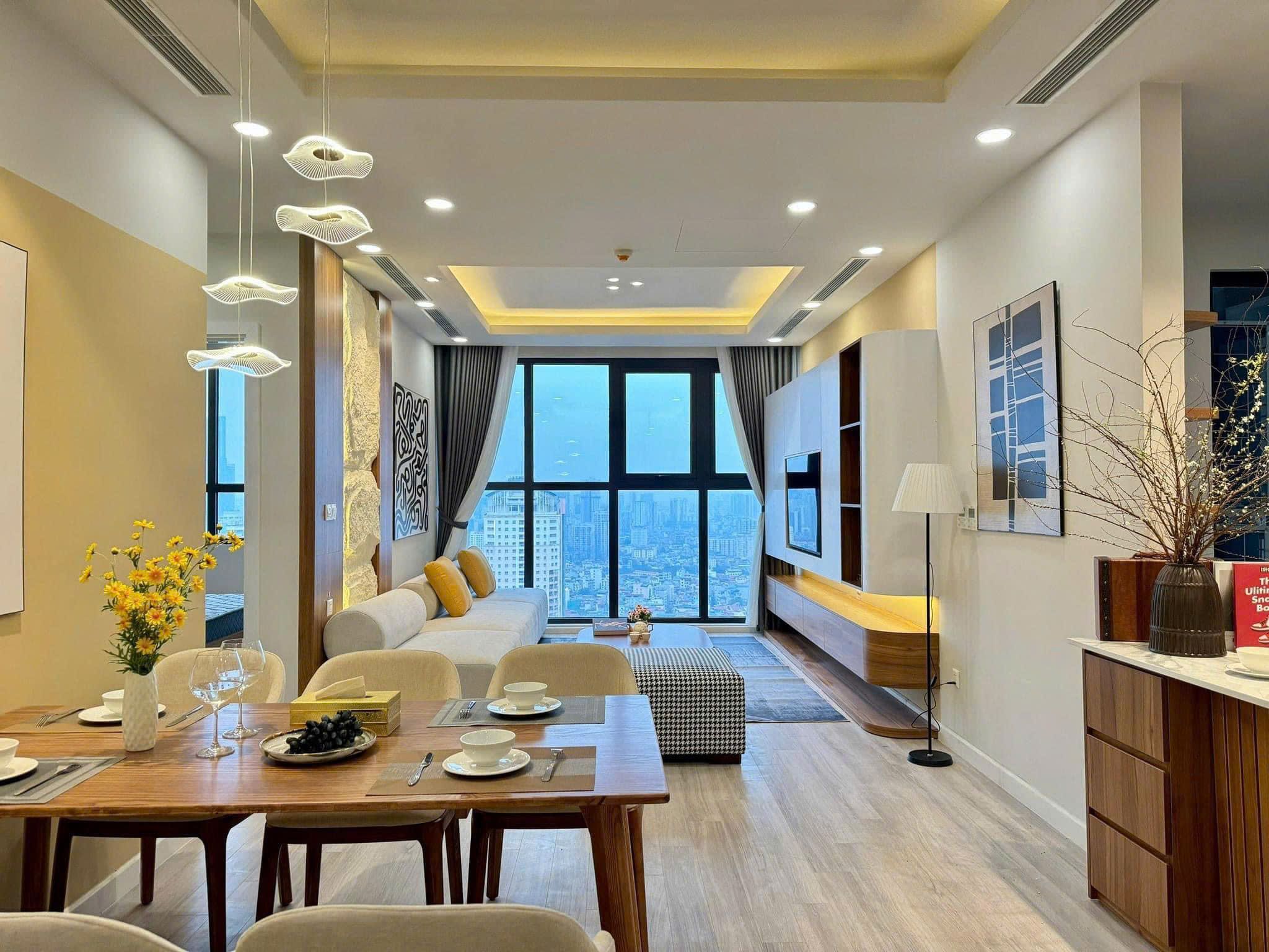 Cho thuê chung cư Star Tower 283 Khương Trung, giá 14 triệu vnd, diện tích 90m2, 3 pn + 2wc