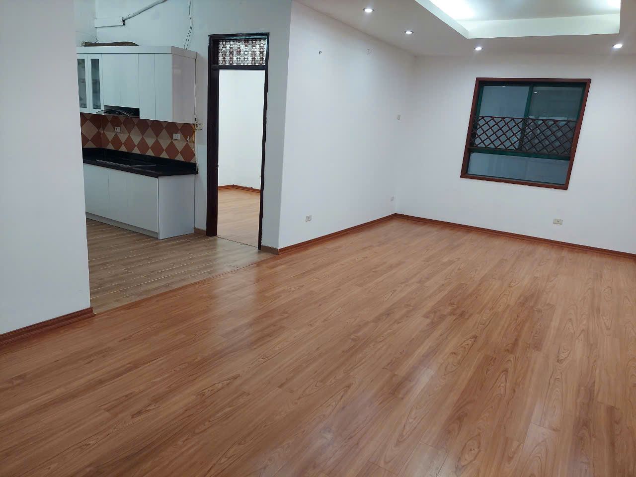 Quỹ căn hộ thuê SS Green Iconic. 2PN - 3PN . Giá từ 11 triệu. 0982 623 ***
