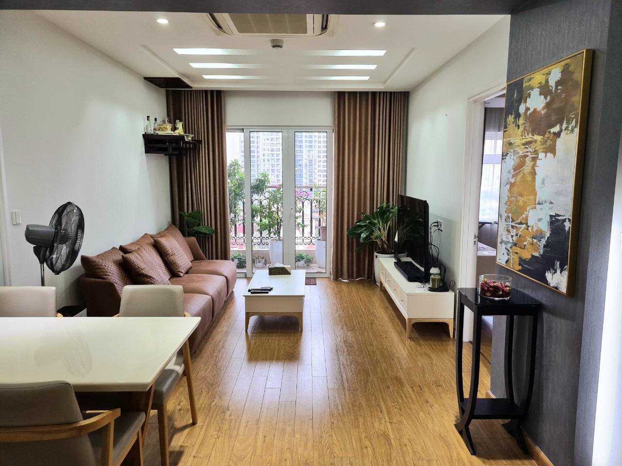 Cho thuê căn hộ 2PN 70m2 full đồ tại chung cư Hòa Bình Green City