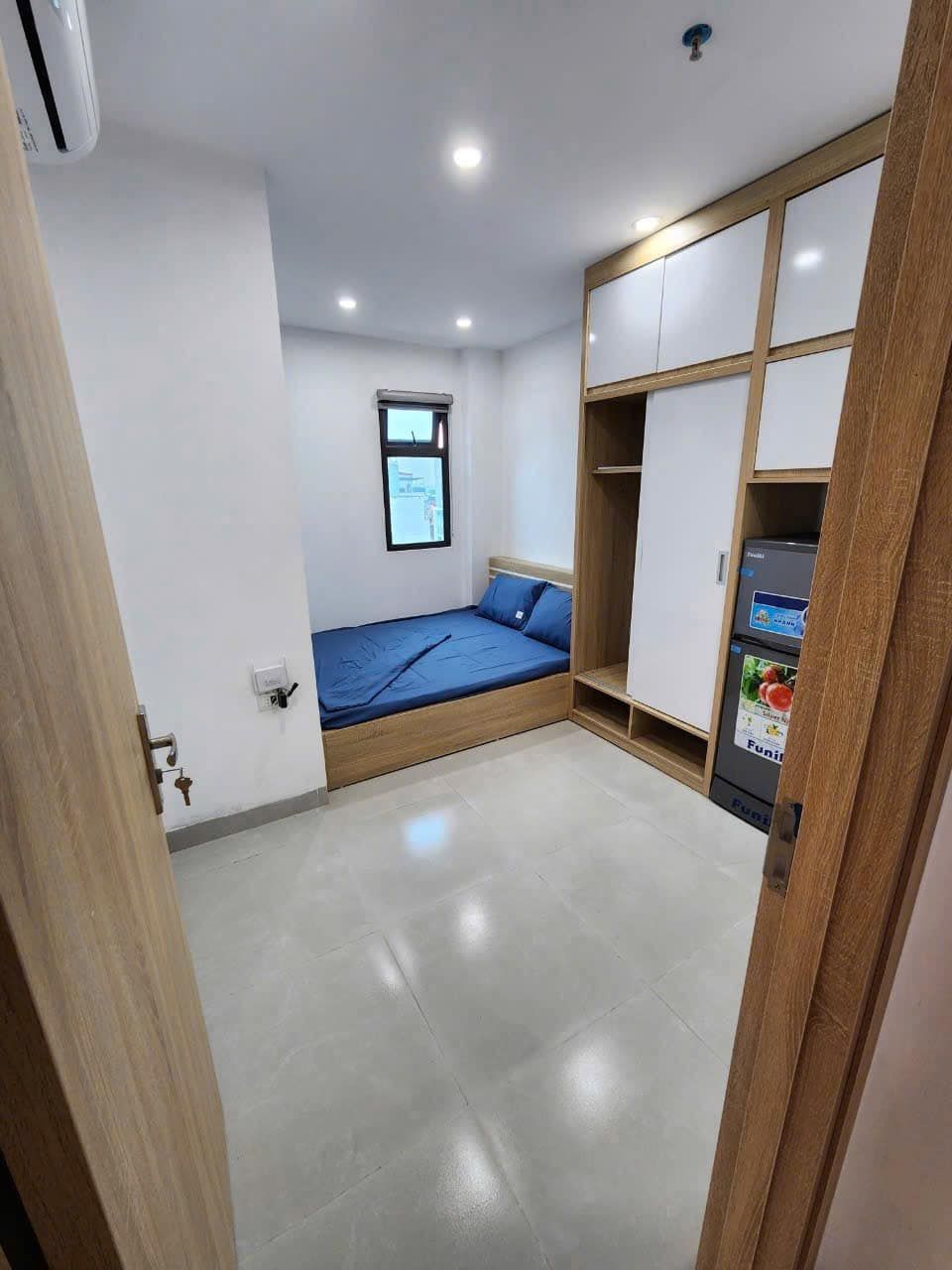 Hot! Cho thuê căn hộ Golden Land Nguyễn Trãi 111m2, 2 phòng ngủ full đồ chỉ 15 triệu/tháng