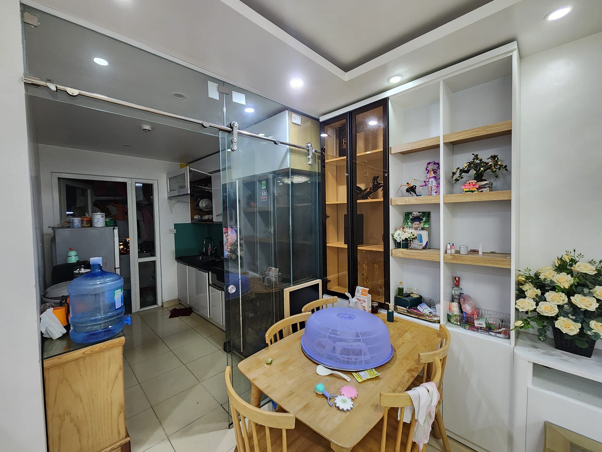 Cho thuê căn hộ chung cư Summer Square: DT 80m2, 3PN, 2WC giá từ 10 tr/th, LH 0909 563 *** Hưng