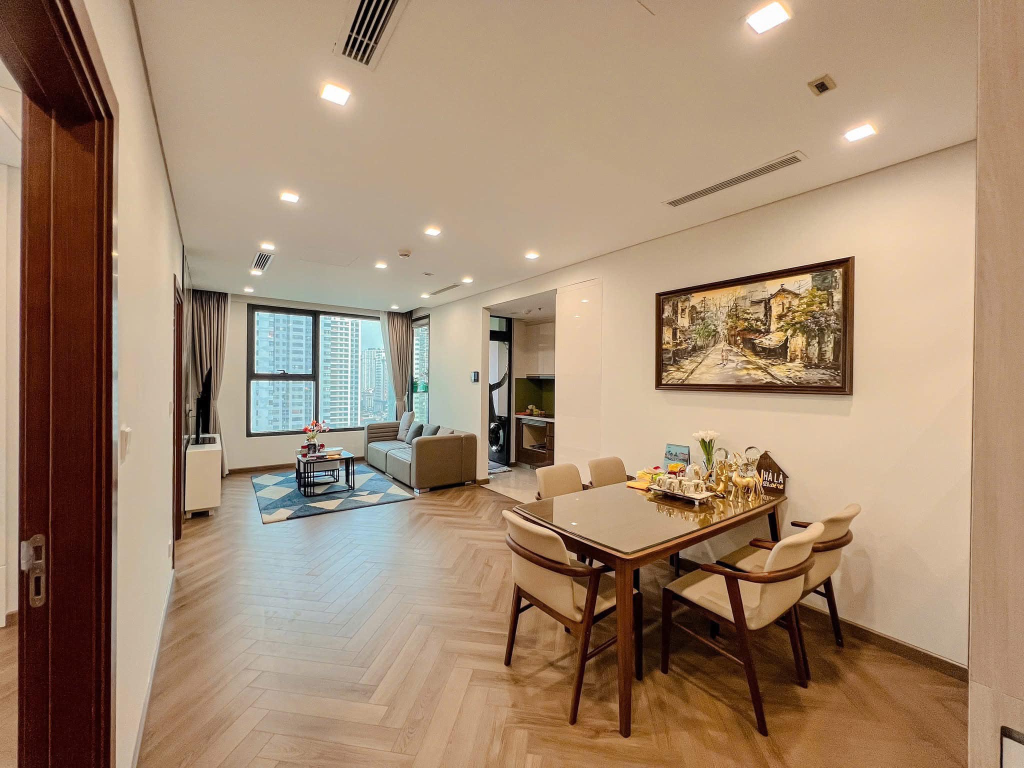 Cho thuê CC 3PN 2WC tại Hoàng Đạo Thúy, 85m2, giá chuẩn 16 triệu VND, Thanh Xuân, Hà Nội