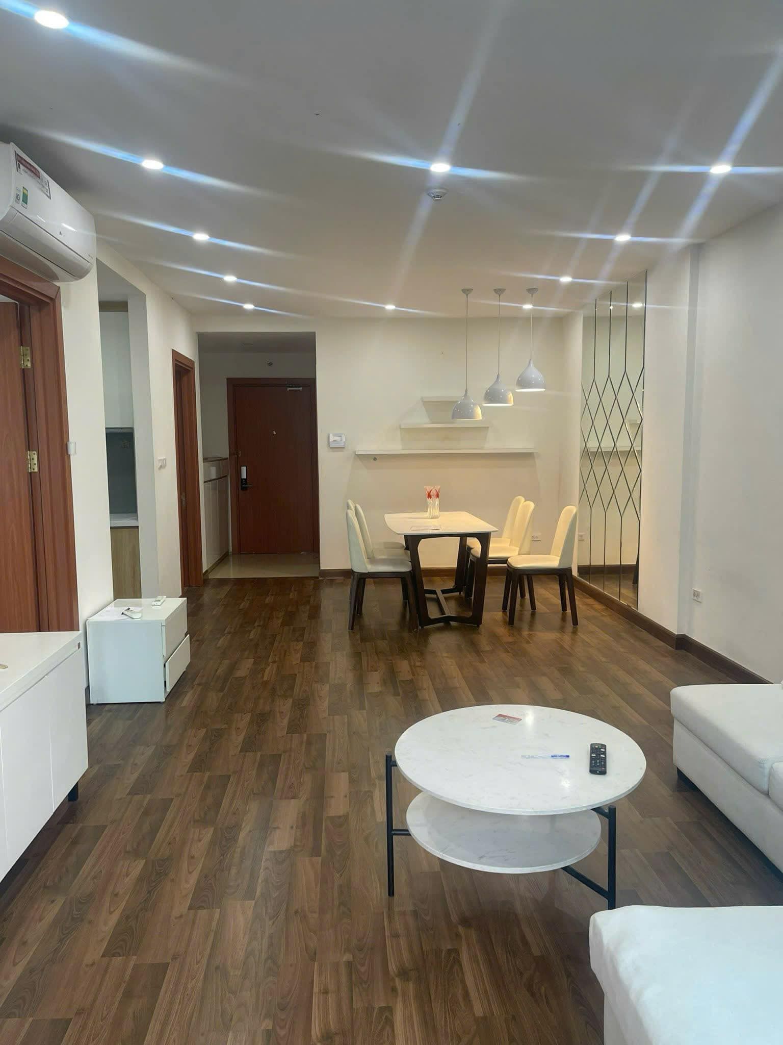 Gia đình tôi cho thuê căn 2 phòng ngủ 70m2 tại PCC 1 Triều Khúc - quận Thanh Xuân có đồ chỉ 12triệu