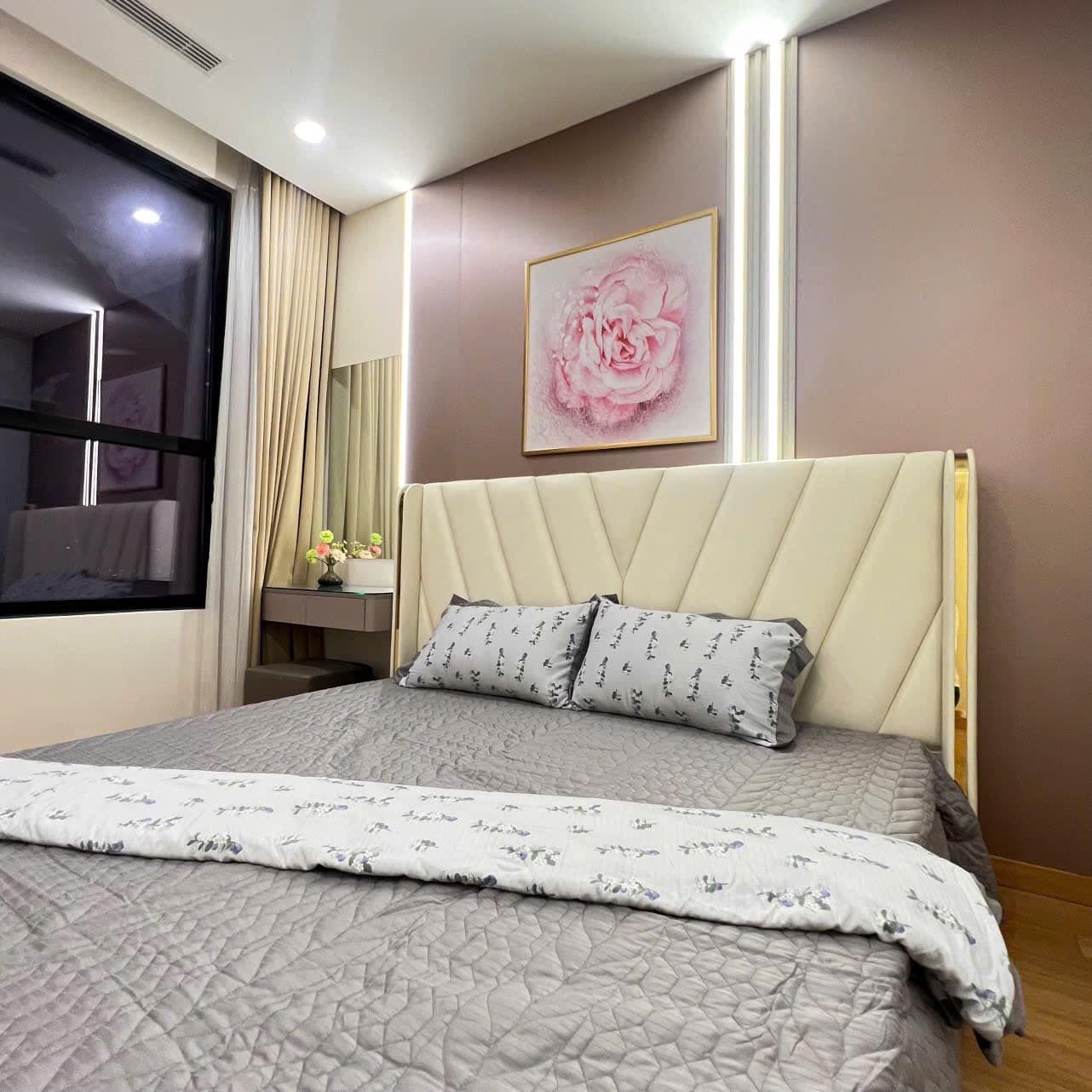 Bán căn hộ 1,2,3,4 PN; penhouse; Sky Vila DA Vinhomes Central Park, miễn phí DV, sổ đỏ. Thuê 14tr