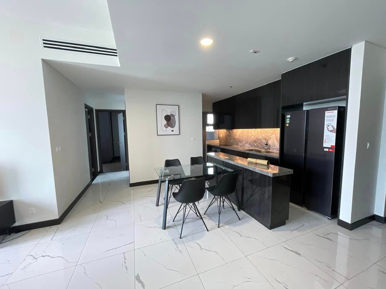 Cho thuê Duplex có sân vườn - Nội thất cao cấp - Giá thuê rẻ tại The Opera Residence