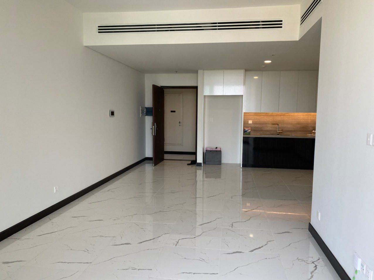 Cập nhật các căn hộ đặc biệt, siêu hiếm 4 PN - duplex-penthouse đang bán. LH: 0708 899 *** Hoàng Phú