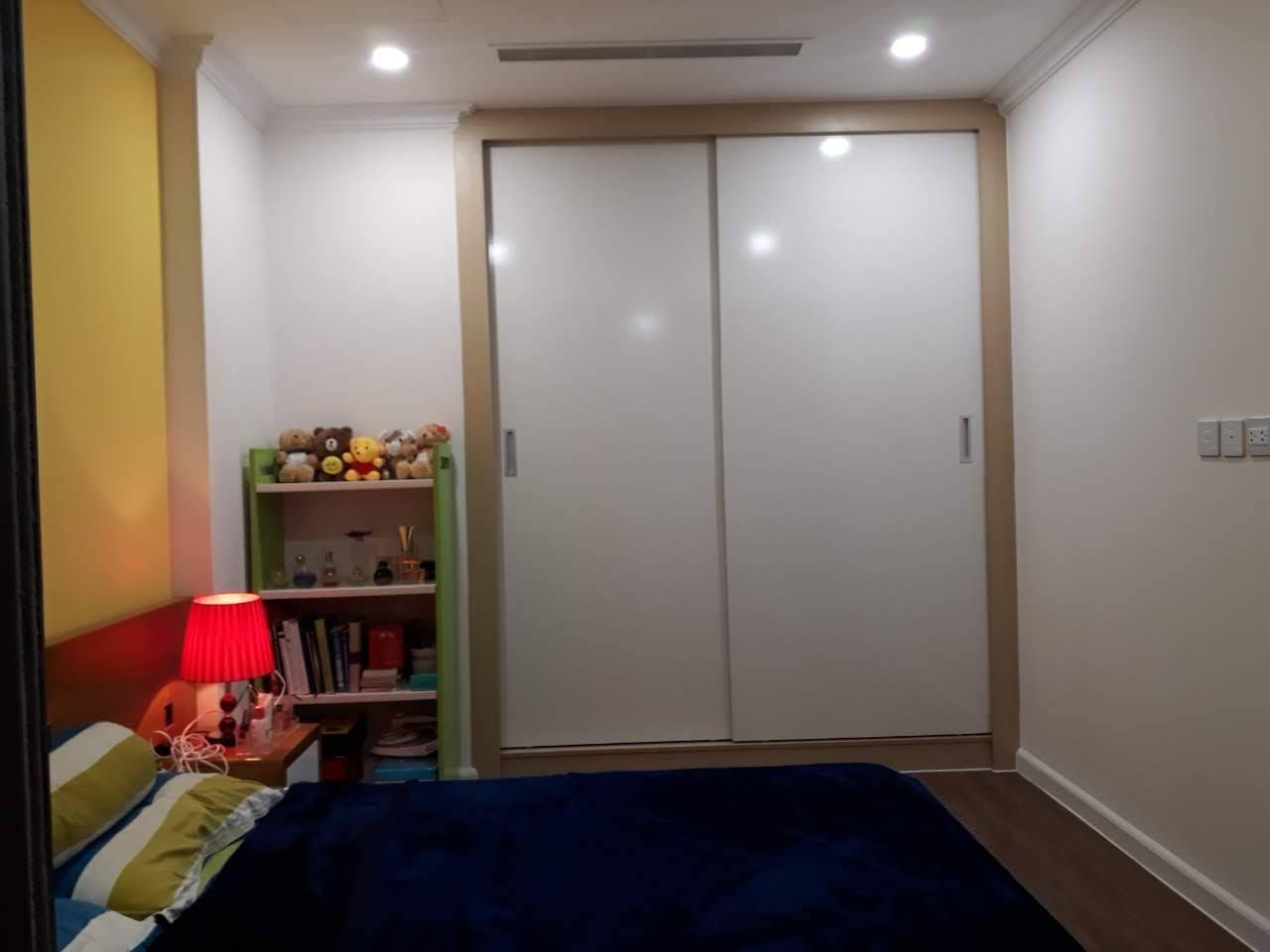 Bán căn hộ N01T1 Ngoại Giao Đoàn, 132 m2, 4PN, 3WC, full đồ đẹp, view công viên, giá 11,6 tỷ