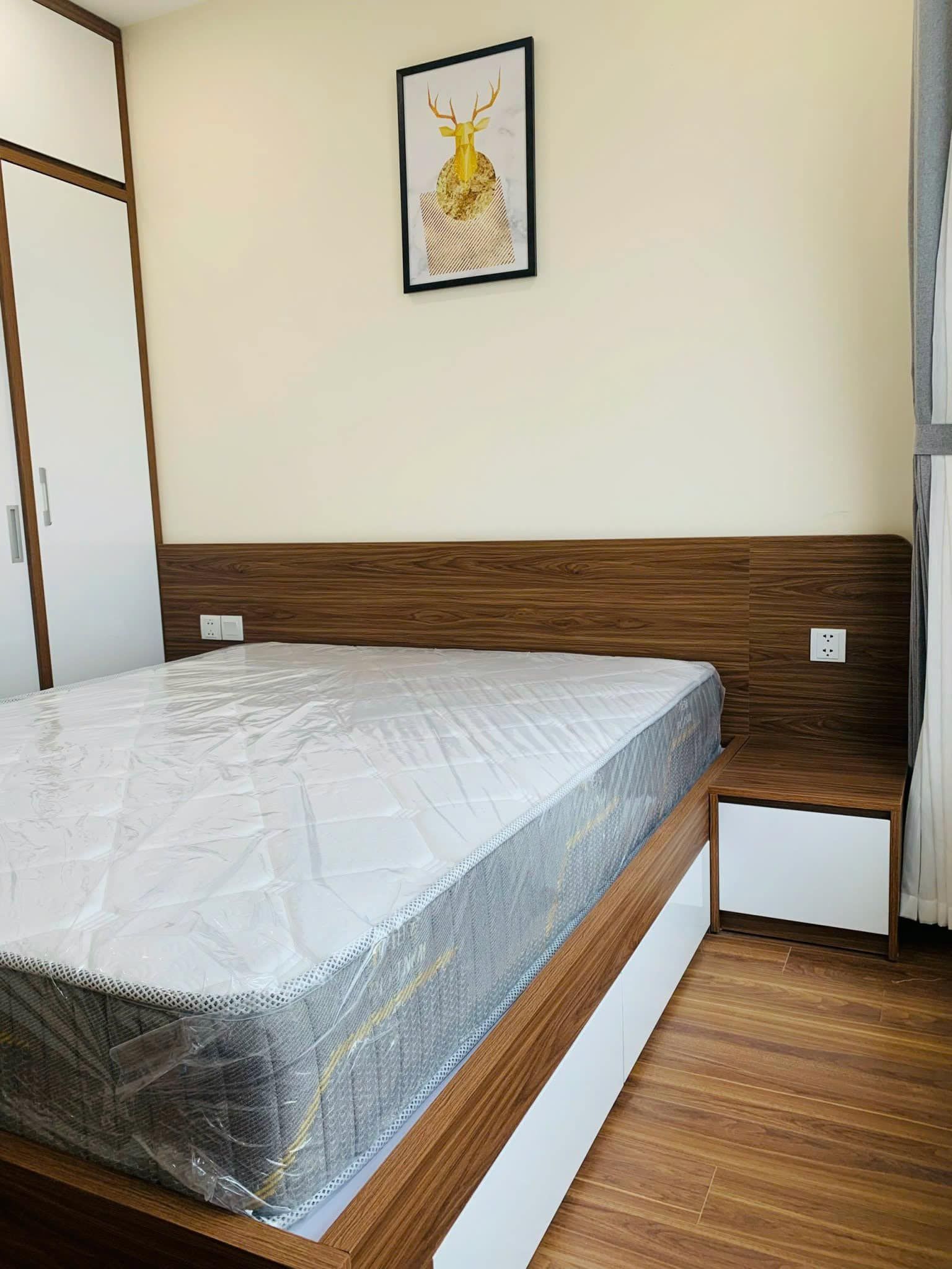 Cho thuê căn hộ 54m2 đủ đồ, tòa Hà Đô Parkside, Khúc Thừa Dụ, 2 phòng ngủ, giá 11 triệu/th