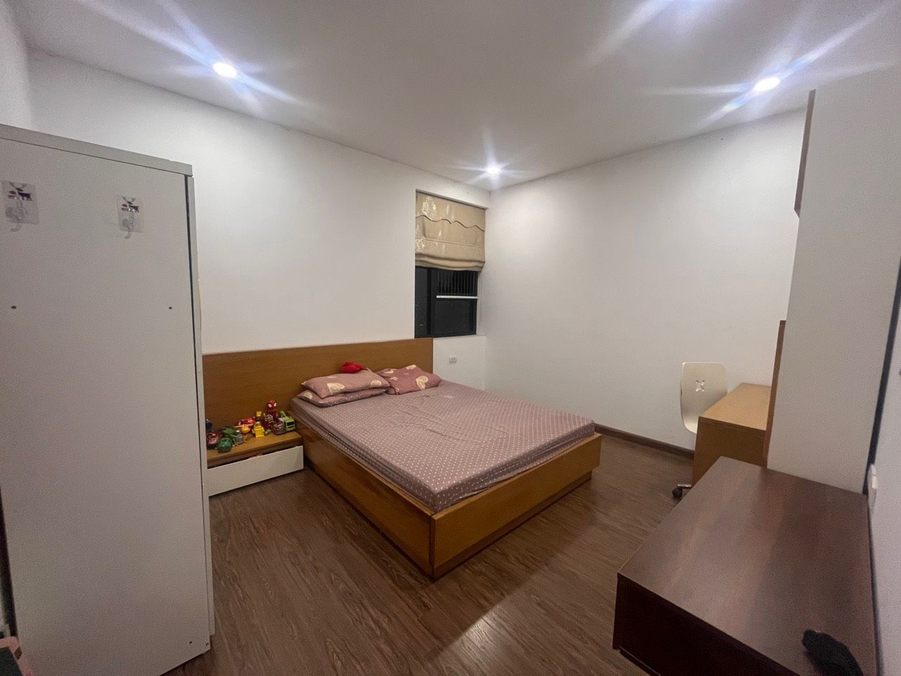 Chính chủ cho thuê dài hạn căn 69m full nội thất an ninh tốt tại chung cư Athena Complex giá 9tr/th