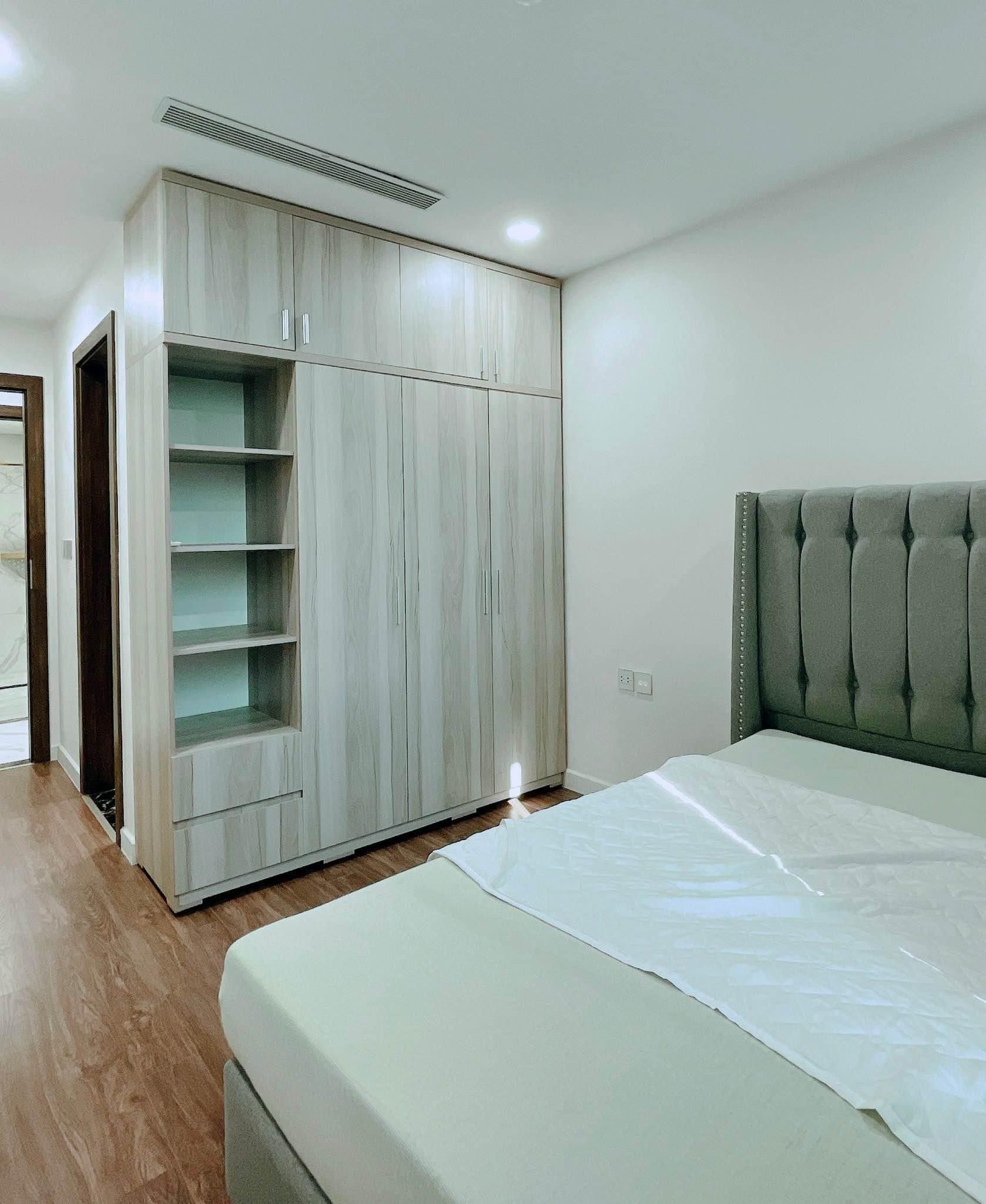 Cho thuê căn hộ 3 ngủ chung cư K35 Tân Mai 3 ngủ nội thất cơ bản giá 12 triệu LH: 0379 055 ***